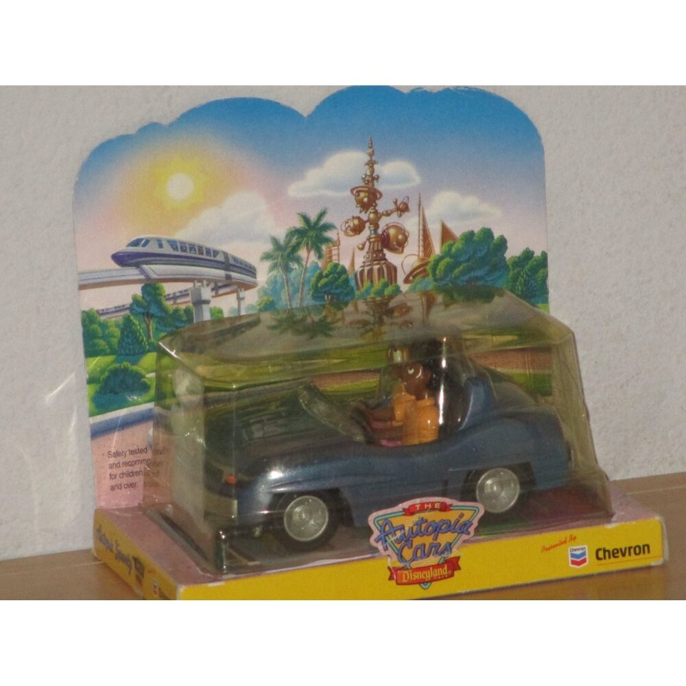 Disneyland Disney Chevron The Autopia Cars Dusty Car Green In Original Box